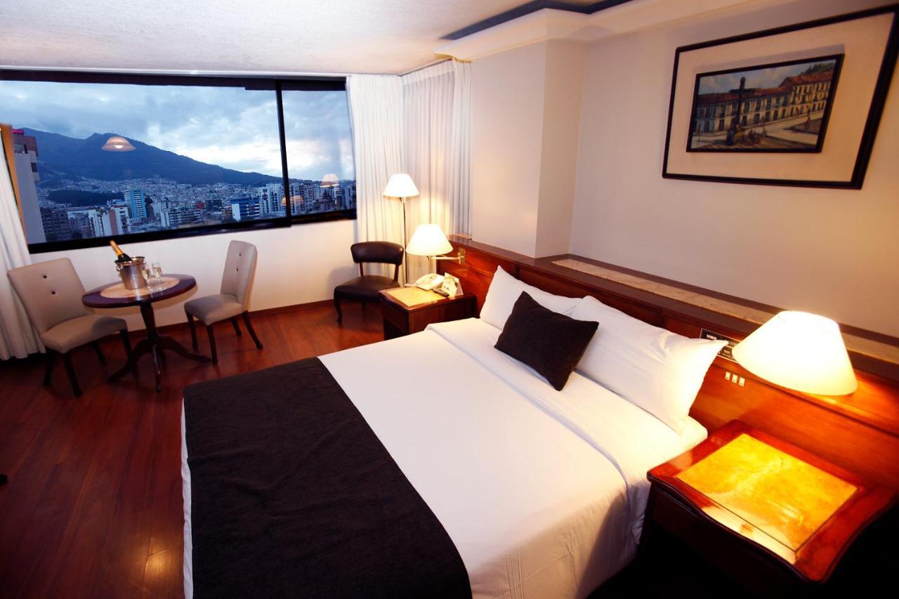 Hotel Reina Isabel Quito Esterno foto